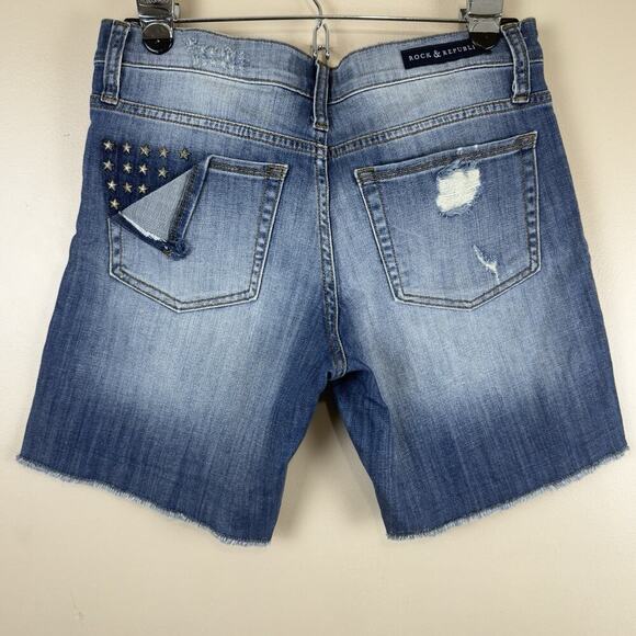 Rock & Republic Pants - Rock & Republic Bumpershoot Denim Shorts Frayed Hem Women’s Size 6 Mid Rise